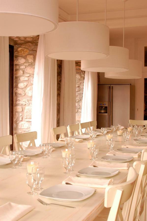 El Castell De La Pobla De Lillet (Adults Only) Βίλα Εξωτερικό φωτογραφία
